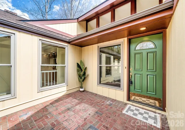 5th image of 63 Pinecroft Rd, Asheville, NC 28804 | MLS# 4352217