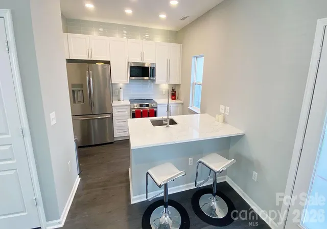 4th image of 446 W Worthington Ave, Charlotte, NC 28203 | MLS# 4352271