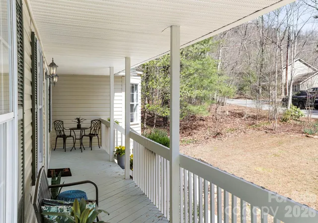 5th image of 8 Fiver Ln, Asheville, NC 28803 | MLS# 4352465