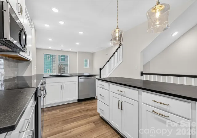 Photo 3 of Townhouse for sale at 1132 Bismuth Ln, Charlotte, NC 28211 | MLS# 4352491 | Listing updated on 2026-10-07