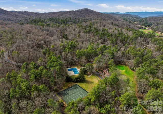 Listing Photo 2 - Condo for sale in building located at 15 Gold Finch Ct, Brevard, NC 28712 - Unit #