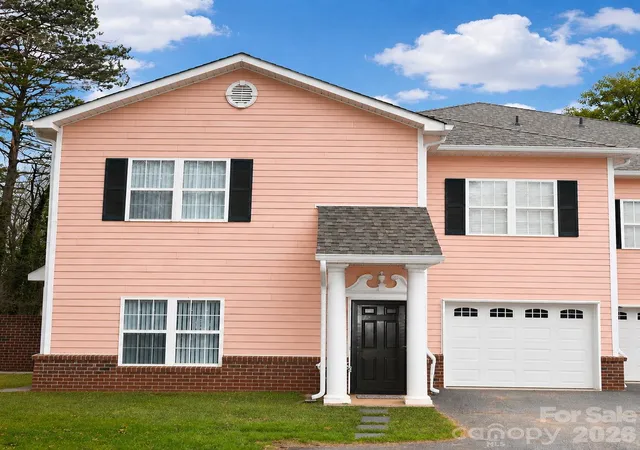 2nd image of 1360 21st Ave Ne, Hickory, NC 28601 | MLS# 4352568