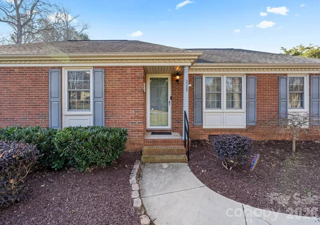 Photo 3 of Single family home for sale at 2309 Amity Ave, Gastonia, NC 28054 | MLS# 4352587 | Listing updated on 2026-09-05