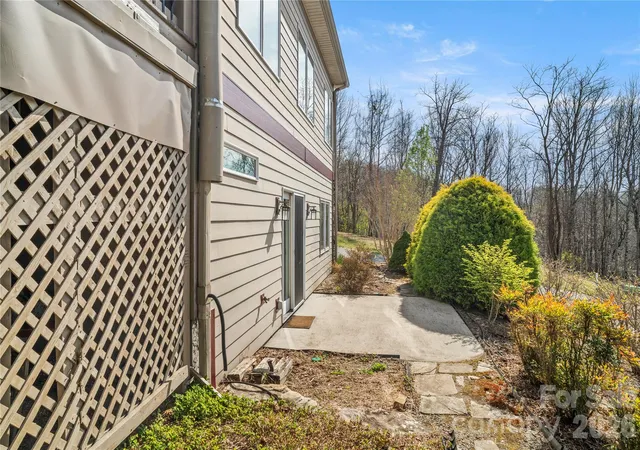 4th image of 84 Deep Valley Ln, Hendersonville, NC 28791 | MLS# 4352594
