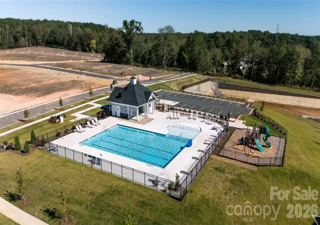 3rd image of 15019 Murrelet Wy, Charlotte, NC 28215 | MLS# 4352657