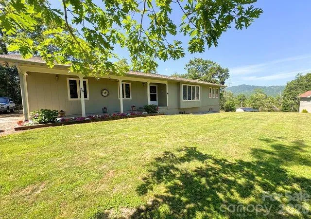 Homes for sale in Spruce Pine, NC | 35 Azalea Dr, Spruce Pine, NC 28777 | MLS# 4352975