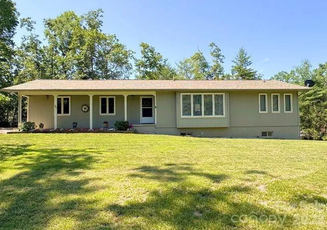 Homes for sale in Spruce Pine, NC | 35 Azalea Dr, Spruce Pine, NC 28777 | MLS# 4352975