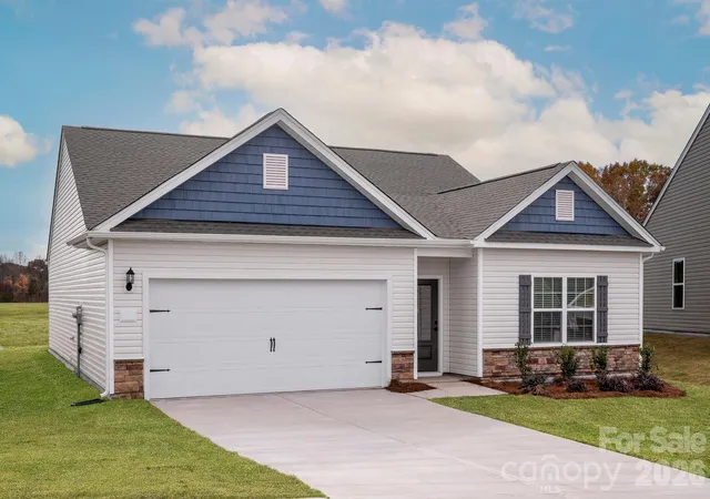 Photo 1 of Single family home for sale at 3446 Robindale Dr, Winston Salem, NC 27107 | MLS# 4353131 | Listing updated on 2026-10-02