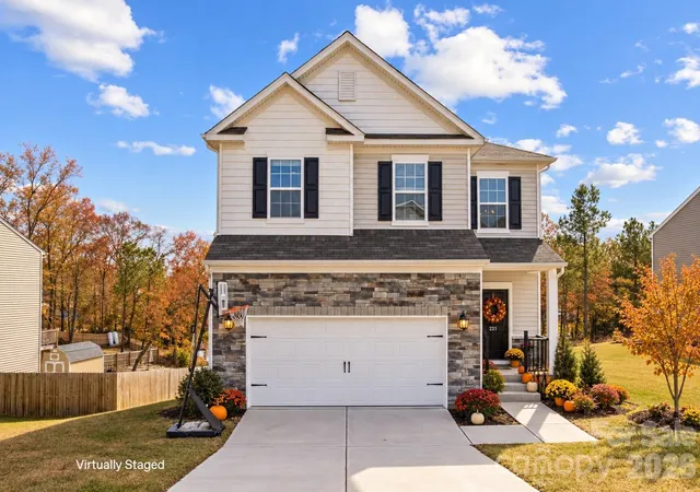 Photo 1 of Single family home for sale at 221 Shadowbrook Way, Camden, SC 29020 | MLS# 4353175 | Listing updated on 2026-10-09