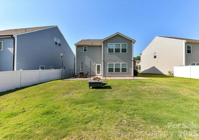 Homes for sale in Mount Holly, NC | 5125 Arbordale Wy, Mount Holly, NC 28120 | MLS# 4353356