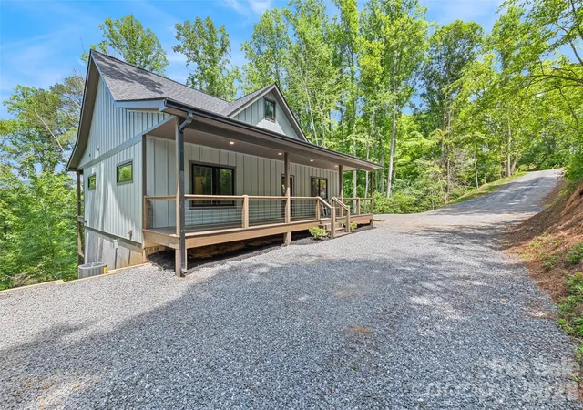 3rd image of 288 Ironwood Dr, Clyde, NC 28721 | MLS# 4353359