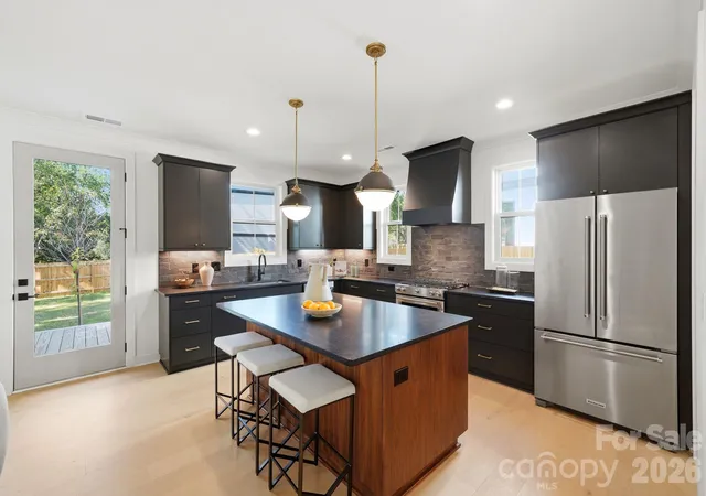 Photo 1 of Single family home for sale at 2757 Parkway Ave, Charlotte, NC 28208 | MLS# 4353410 | Listing updated on 2026-10-20