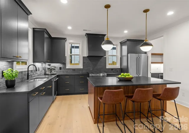 Photo 2 of Single family home for sale at 2757 Parkway Ave, Charlotte, NC 28208 | MLS# 4353410 | Listing updated on 2026-10-02