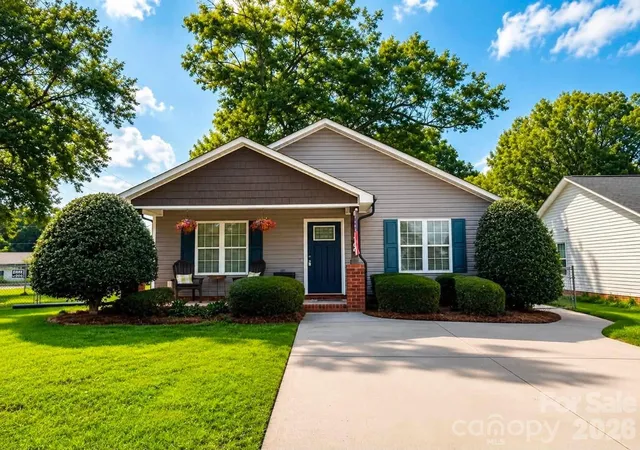 Photo 1 of Single family home for sale at 766 Main St Sw, Concord, NC 28027 | MLS# 4353449 | Listing updated on 2026-09-12