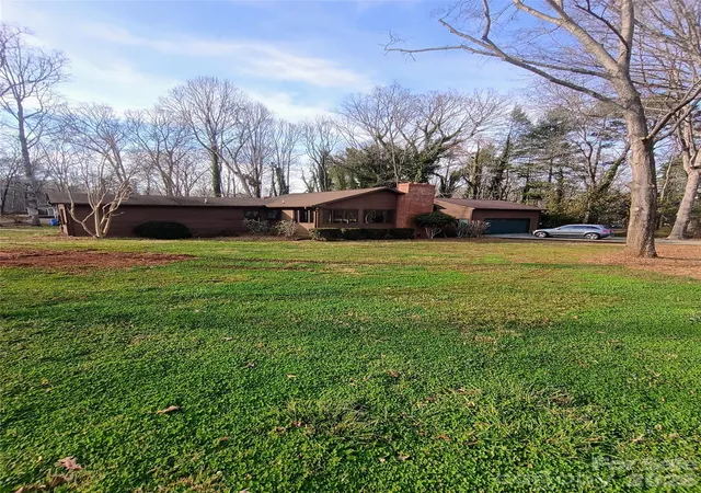 Photo 1 of Single family home for sale at 161 Westbrook Dr, Rutherfordton, NC 28139 | MLS# 4353487 | Listing updated on 2026-10-01