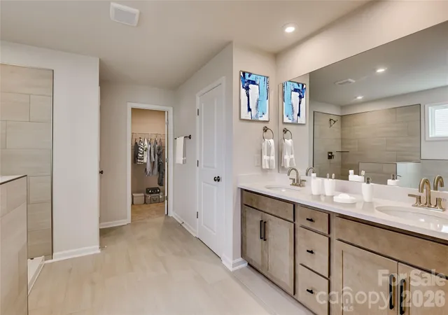 4th image of 4204 Vista Pine Dr, Charlotte, NC 28215 | MLS# 4353632