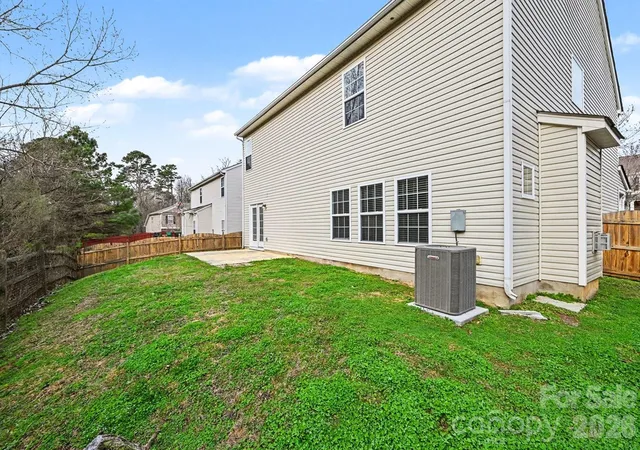 26th image of 10525 Dominion Village Dr, Charlotte, NC 28269 | MLS# 4353795