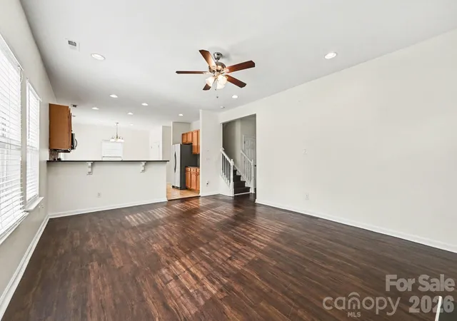 4th image of 10525 Dominion Village Dr, Charlotte, NC 28269 | MLS# 4353795