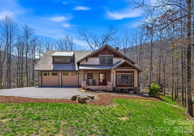 Photo 3 of Single family home for sale at 3735 French Broad Pkwy, Marshall, NC 28753 | MLS# 4353806 | Listing updated on 2026-10-02