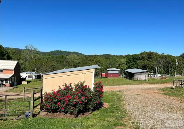 Homes for sale in Love Valley, NC | 105 Filly Trl, Love Valley, NC 28625 | MLS# 4353834