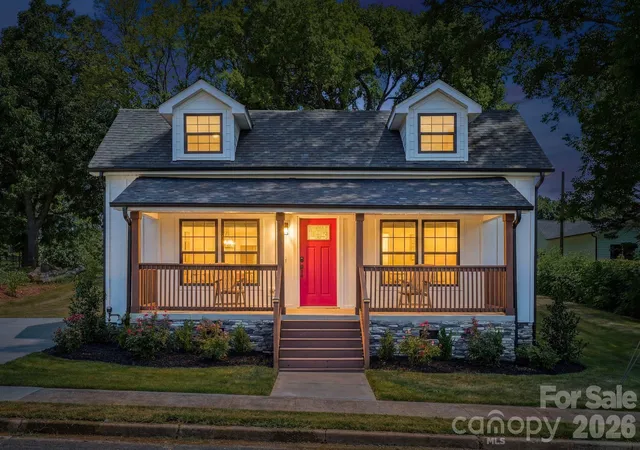 1st image of 203 Lee St, Fort Mill, SC 29715 | MLS# 4353922