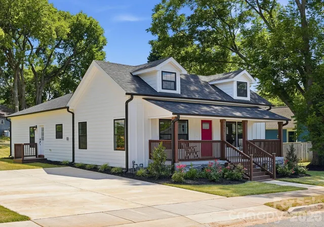 2nd image of 203 Lee St, Fort Mill, SC 29715 | MLS# 4353922