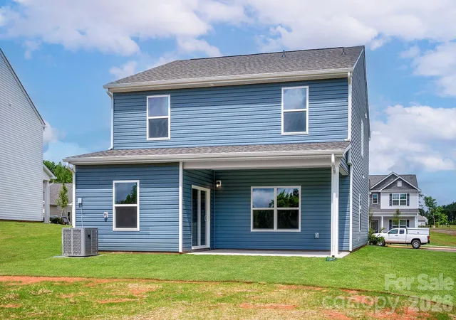 Photo 2 of Single family home for sale at 6610 Fairford Dr, Charlotte, NC 28215 | MLS# 4354001 | Listing updated on 2026-09-22
