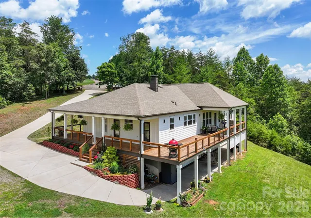 Photo 1 of Mansion for sale at 24 Chapel Hl Ln #40, Leicester, NC 28748 | MLS# 4354075 | Listing updated on 2026-09-01