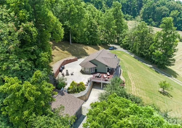 2nd image of 189 Poverty Branch Rd, Barnardsville, NC 28709 | MLS# 4354105