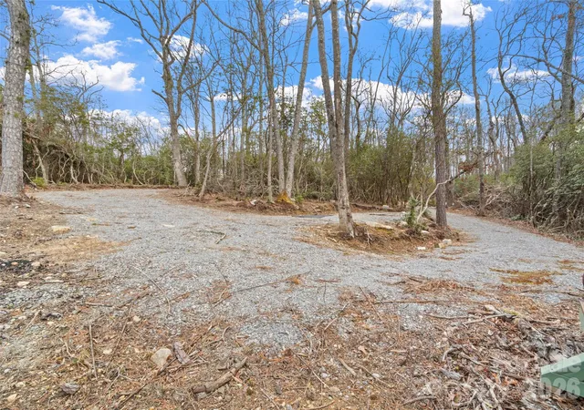Photo 4 of Land for sale at 87 Trails End Rd #28, Spruce Pine, NC | MLS# 4354113 | Listing updated on 2026-09-19