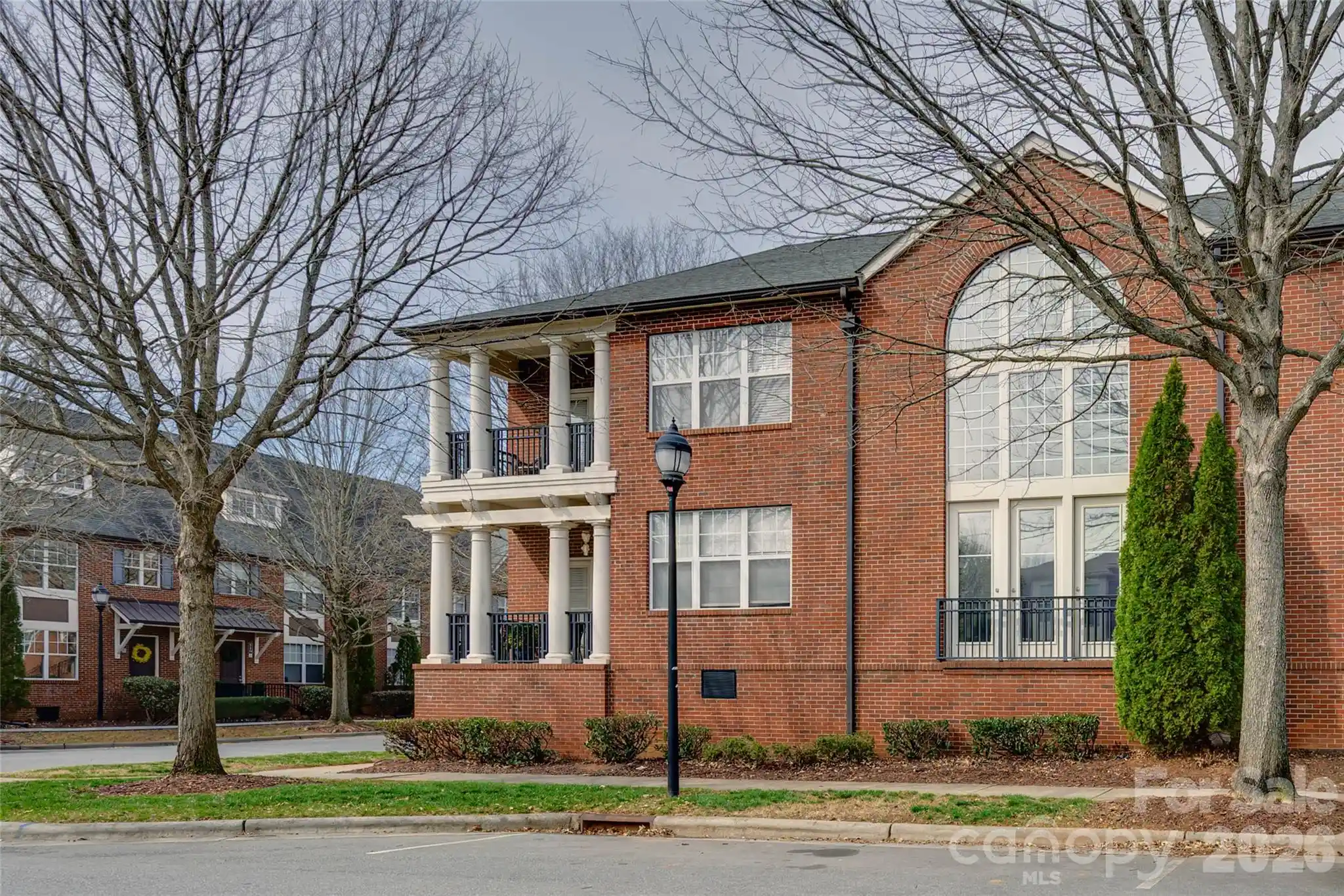 Listing Photo 2 - Condo for sale in 120 Steinbeck Wy located at 120 Steinbeck Wy, Mooresville, NC 28117 - Unit 120 Steinbeck Way
