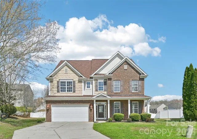Photo 1 of Single family home for sale at 10901 Trout Crk Pl, Davidson, NC 28036 | MLS# 4354298 | Listing updated on 2026-09-24
