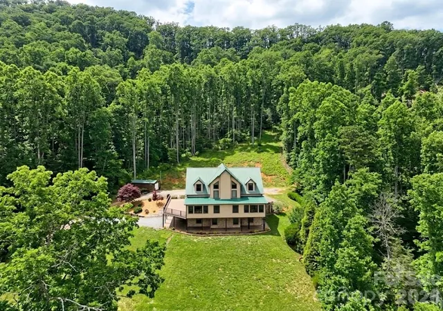 Homes for sale in Sylva, NC | 115 Fugitive Run, Sylva, NC 28779 | MLS# 4354500