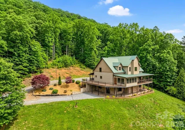Homes for sale in Sylva, NC | 115 Fugitive Run, Sylva, NC 28779 | MLS# 4354500