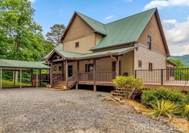 Homes for sale in Sylva, NC | 115 Fugitive Run, Sylva, NC 28779 | MLS# 4354500