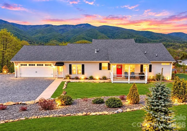 Photo 1 of Single family home for sale at 605 Red Bank Rd #9, Waynesville, NC 28786 | MLS# 4354572 | Listing updated on 2026-09-27