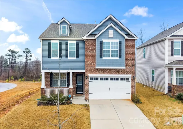 Photo 1 of Single family home for sale at 7549 Stonehouse Dr, Gastonia, NC 28056 | MLS# 4354582 | Listing updated on 2026-09-09