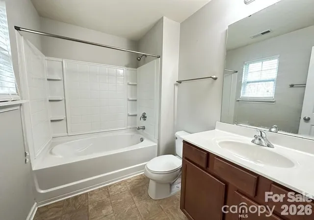 10th image of 10383 Bunclody Dr, Charlotte, NC 28213 | MLS# 4354613