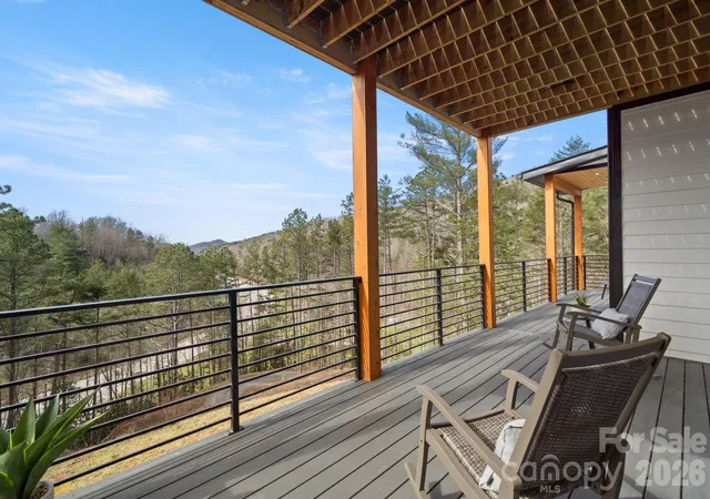 Photo 2 of Single family home for sale at 74 Jeranna Rd, Mills River, NC 28759 | MLS# 4354656 | Listing updated on 2026-09-28