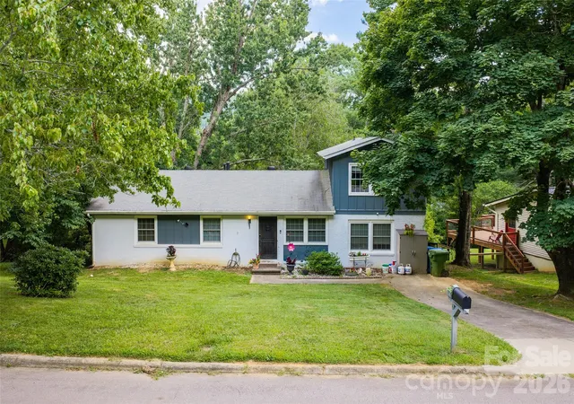 40th image of 6 Hillview Cir, Asheville, NC 28805 | MLS# 4354850