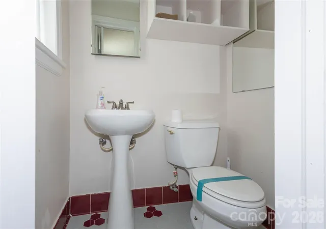 Homes for sale in Charlotte, NC | 214 N North Dakota St, Charlotte, NC 28216 | MLS# 4355006
