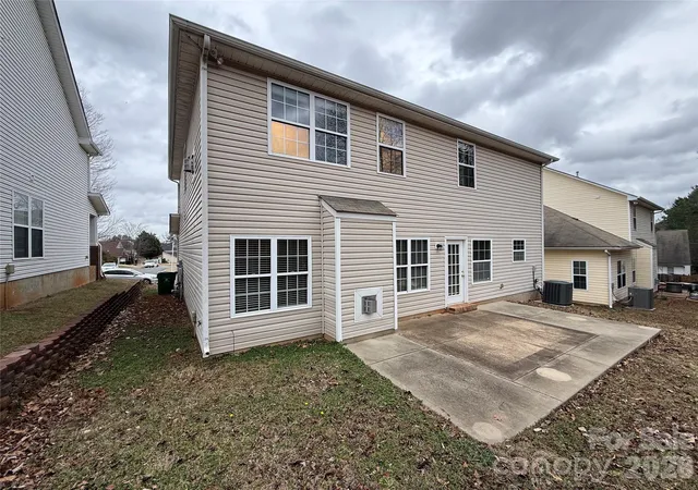 3rd image of 3338 Crutchfield Pl, Charlotte, NC 28213 | MLS# 4355102