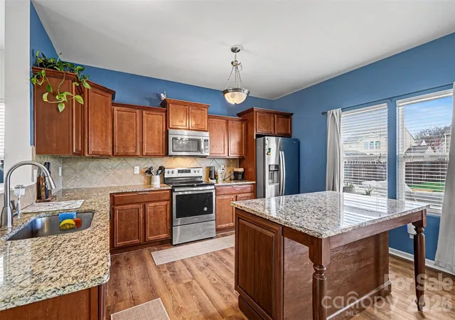 5th image of 2419 Impatien Dr, Charlotte, NC 28215 | MLS# 4355109