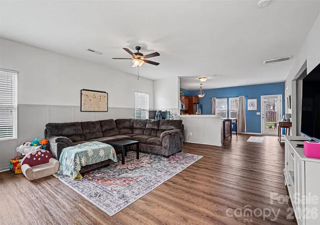 2nd image of 2419 Impatien Dr, Charlotte, NC 28215 | MLS# 4355109