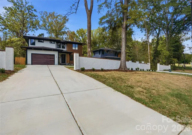 Single family home for sale at 1427 N Sharon Amity Rd, Charlotte, NC 28211 | MLS# 4355163
