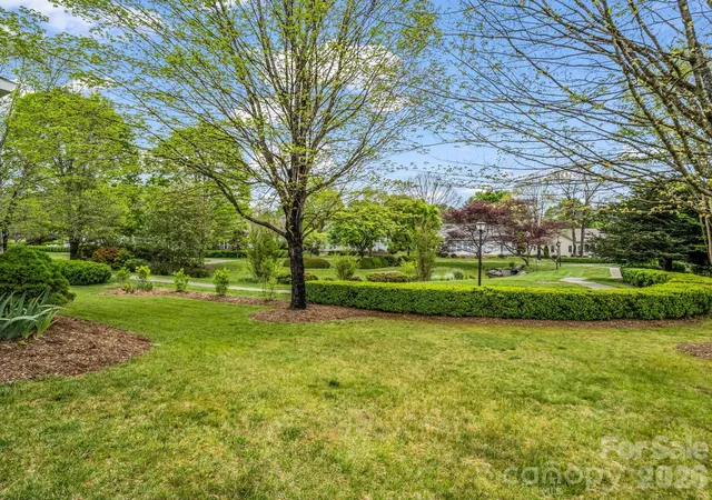 Photo 40 of Sale Pending at 276 Cambridge Dr, Brevard, NC 28712 | MLS# 4355184 | Listing updated on 2026-08-31