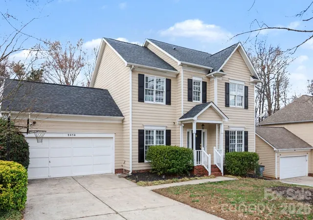 Photo 3 of Single family home for sale at 2518 Pimpernel Rd, Charlotte, NC 28213 | MLS# 4355218 | Listing updated on 2026-09-22