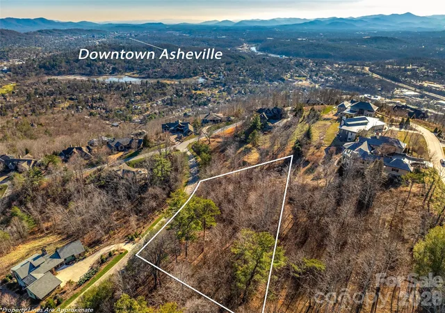 4th image of 167 Summit Tower Cir, Asheville, NC 28804 | MLS# 4355240