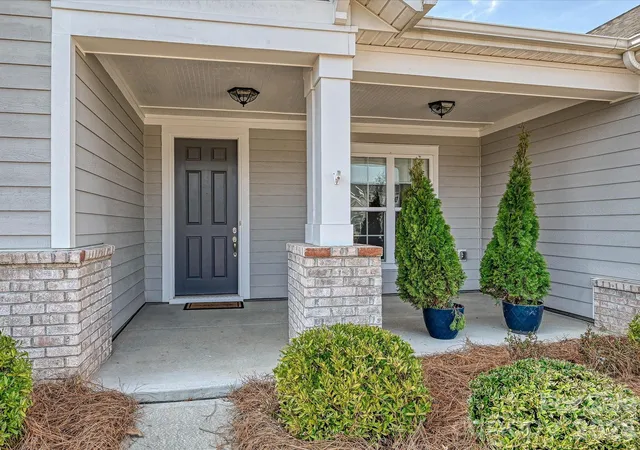2nd image of 2004 Rockbrook Ln, Belmont, NC 28012 | MLS# 4355401