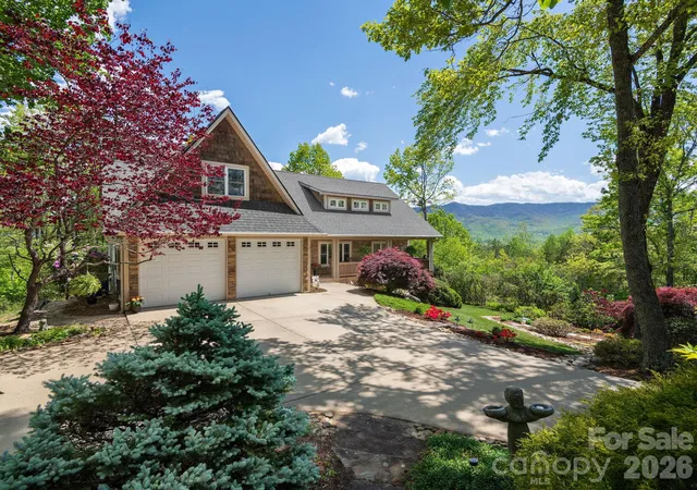 Homes for sale in Black Mountain, NC | 43 Galax Ln, Black Mountain, NC 28711 | MLS# 4355417